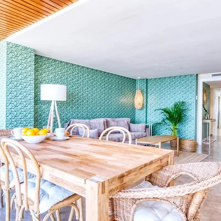 Διαμέρισμα Ag Bermudas Premium *