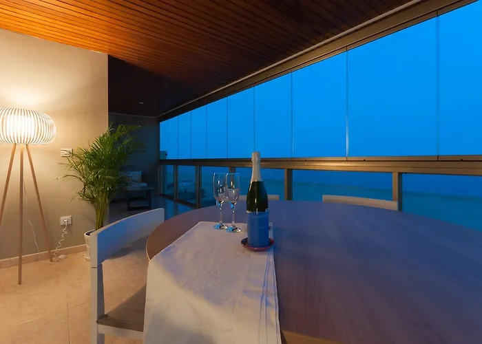 Ag Bermudas Premium Διαμέρισμα *