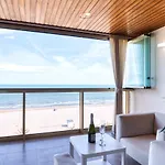 Apartamento Ag Bermudas Premium *